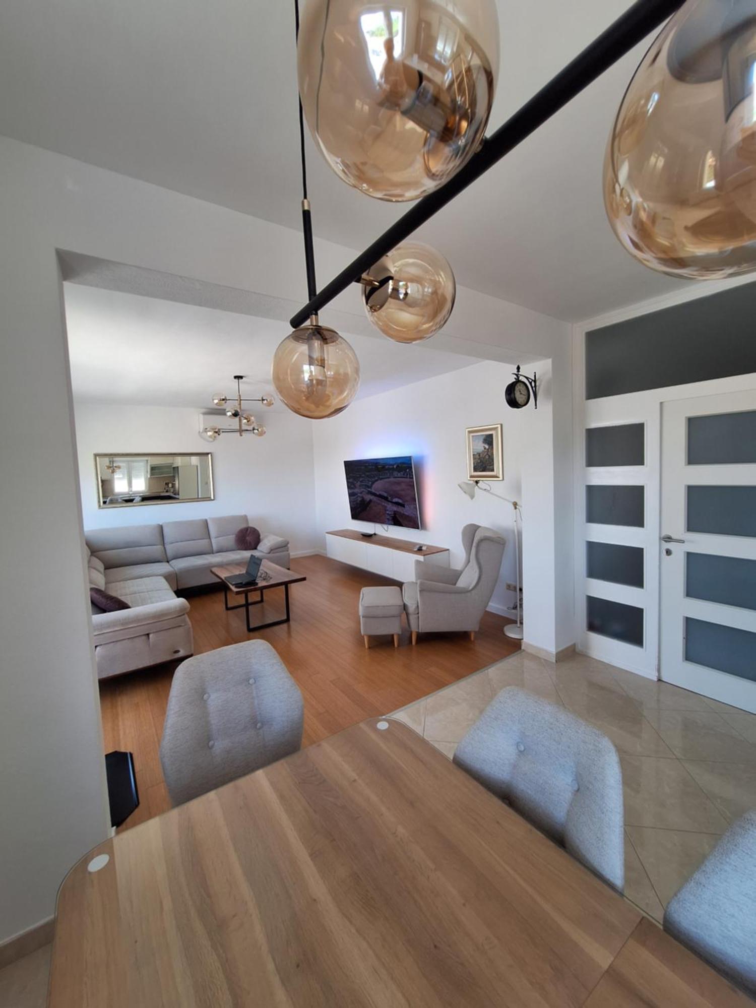 Sea Stone Apartment Подстрана Экстерьер фото